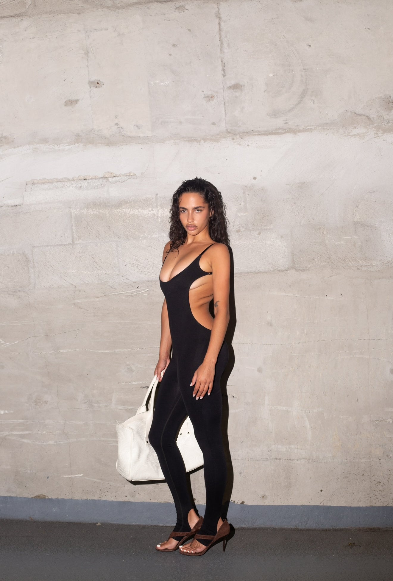 
                  
                    Seamless Body Harness (Black)
                  
                