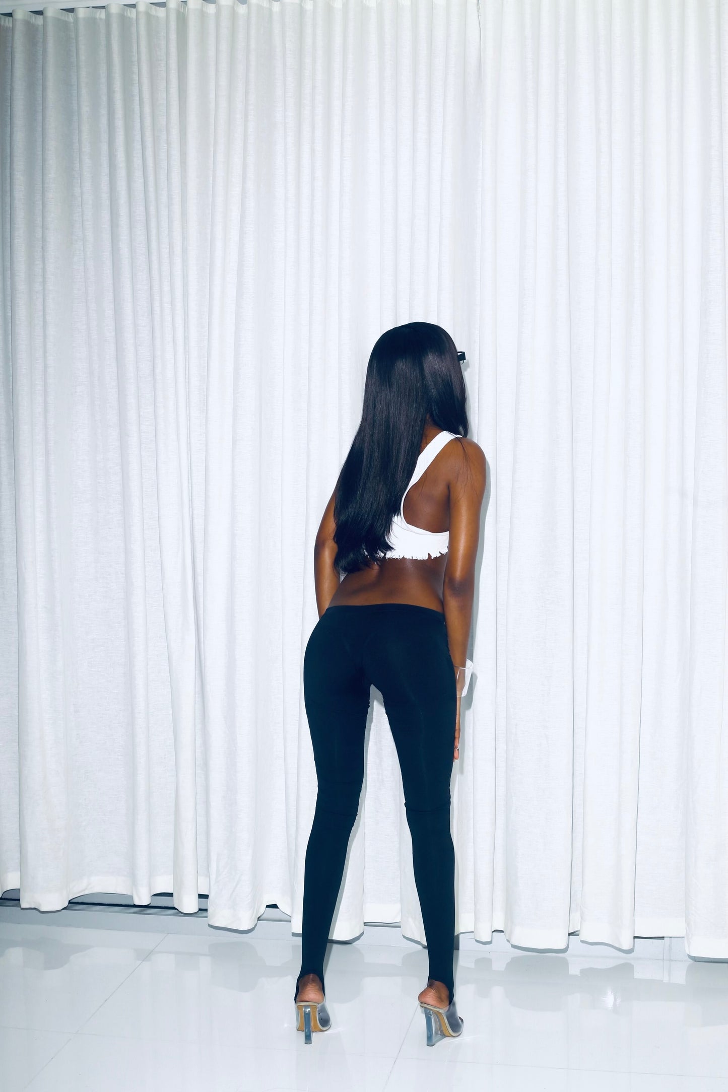 
                  
                    Seamless LowRise Legging (Black)
                  
                