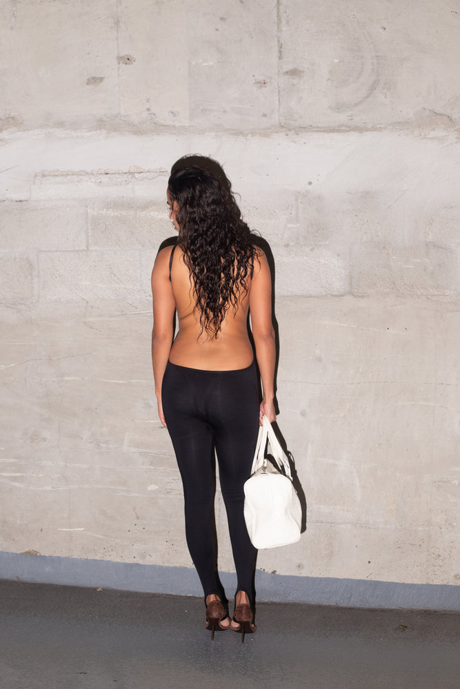 
                  
                    Seamless Body Harness (Black)
                  
                