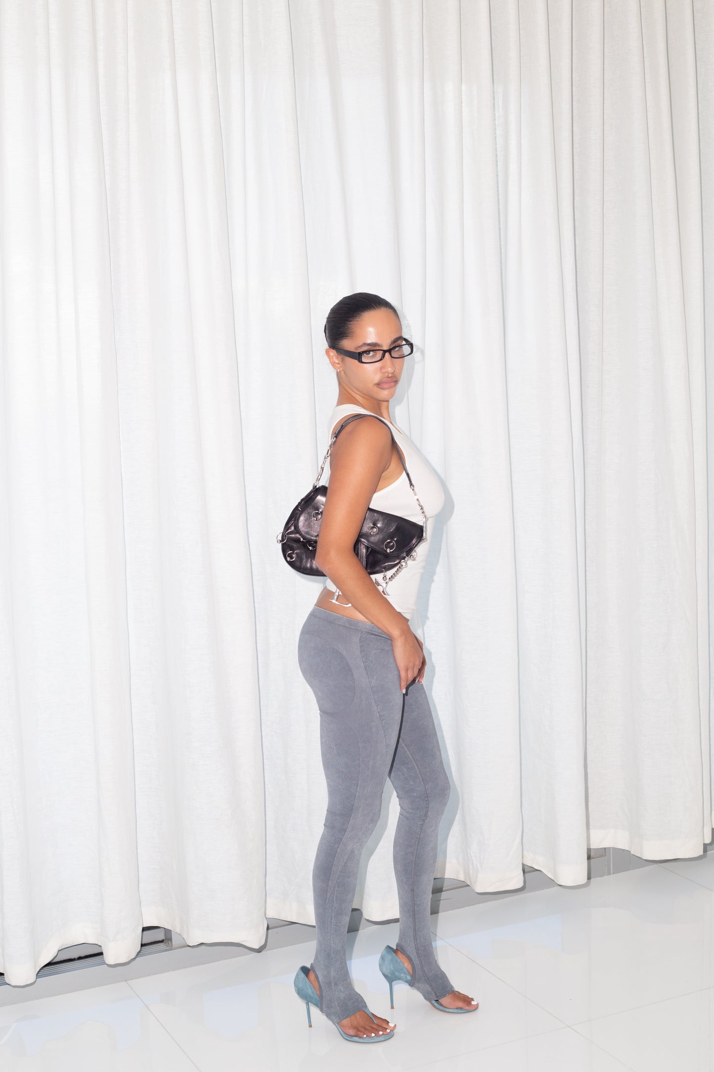 
                  
                    Seamless LowRise Legging (Grey)
                  
                